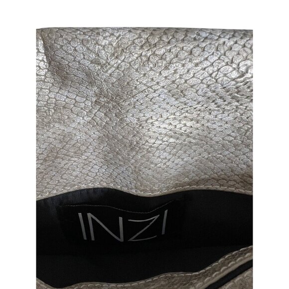 Inzi Silver Metallic Faux Snakeskin Clutch With Chain Trim & Wristlet - Picture 6 of 8
